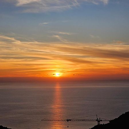 NebidaCasa Con Magnifica Vista Mare别墅 外观 照片