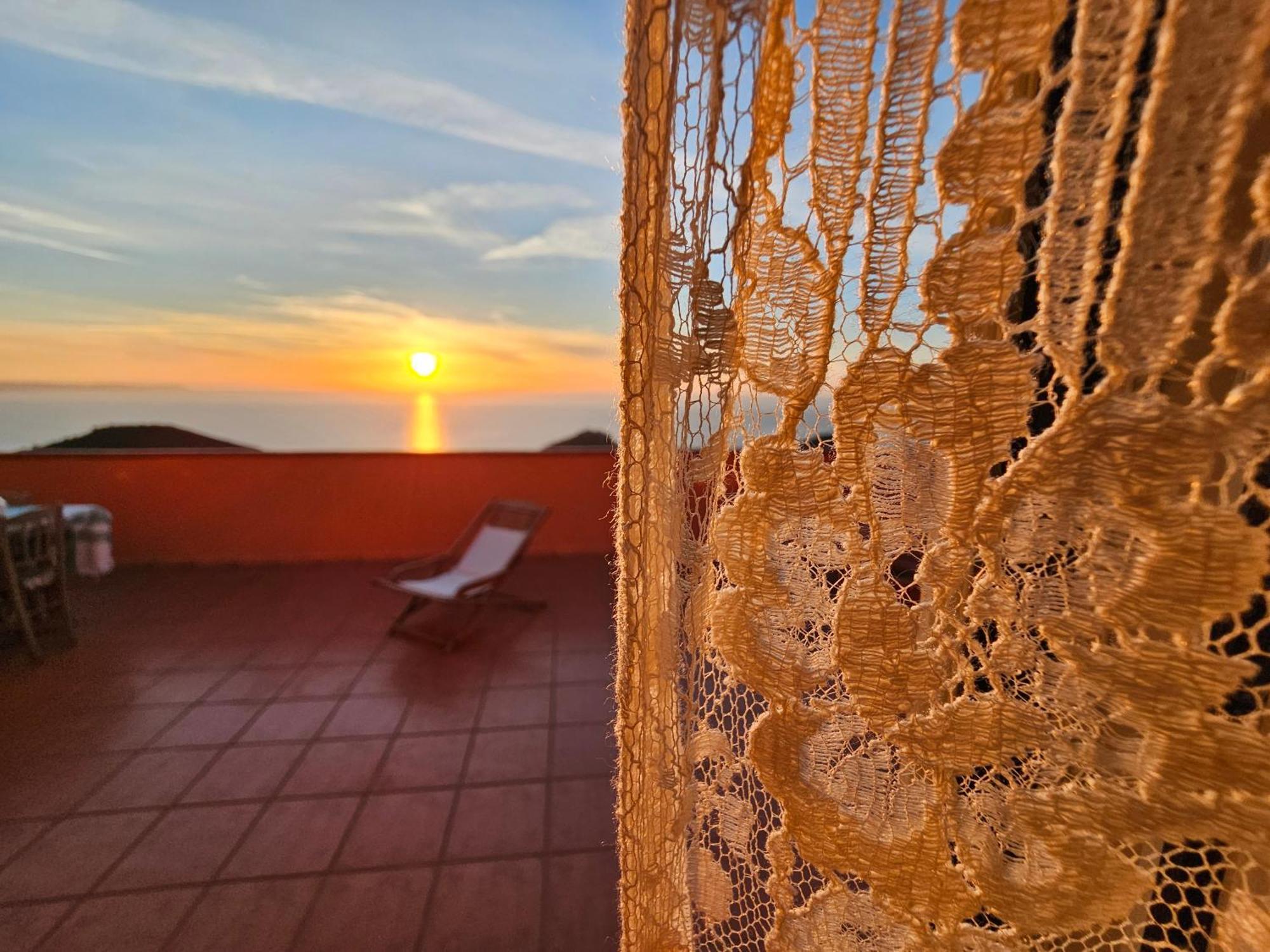 NebidaCasa Con Magnifica Vista Mare别墅 外观 照片